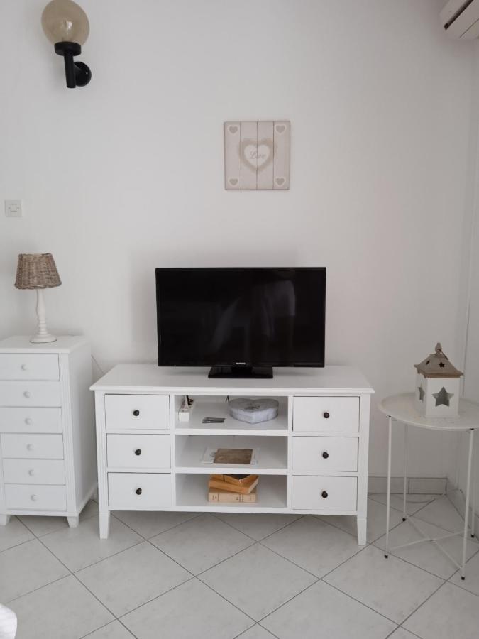 Apartmani More Komarna Esterno foto
