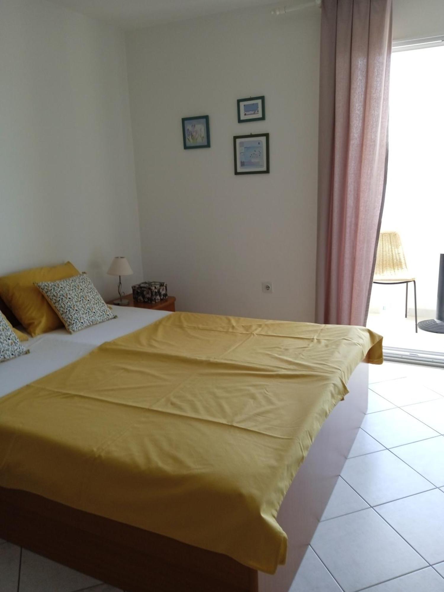 Apartmani More Komarna Esterno foto
